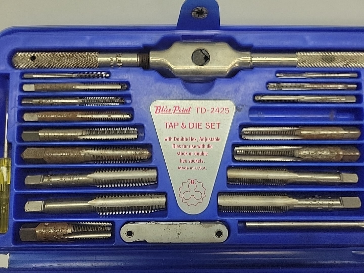 SNAPON BLUEPOINT TD2425 VINTAGE Set Of Taps and Dies USA (ROC034755