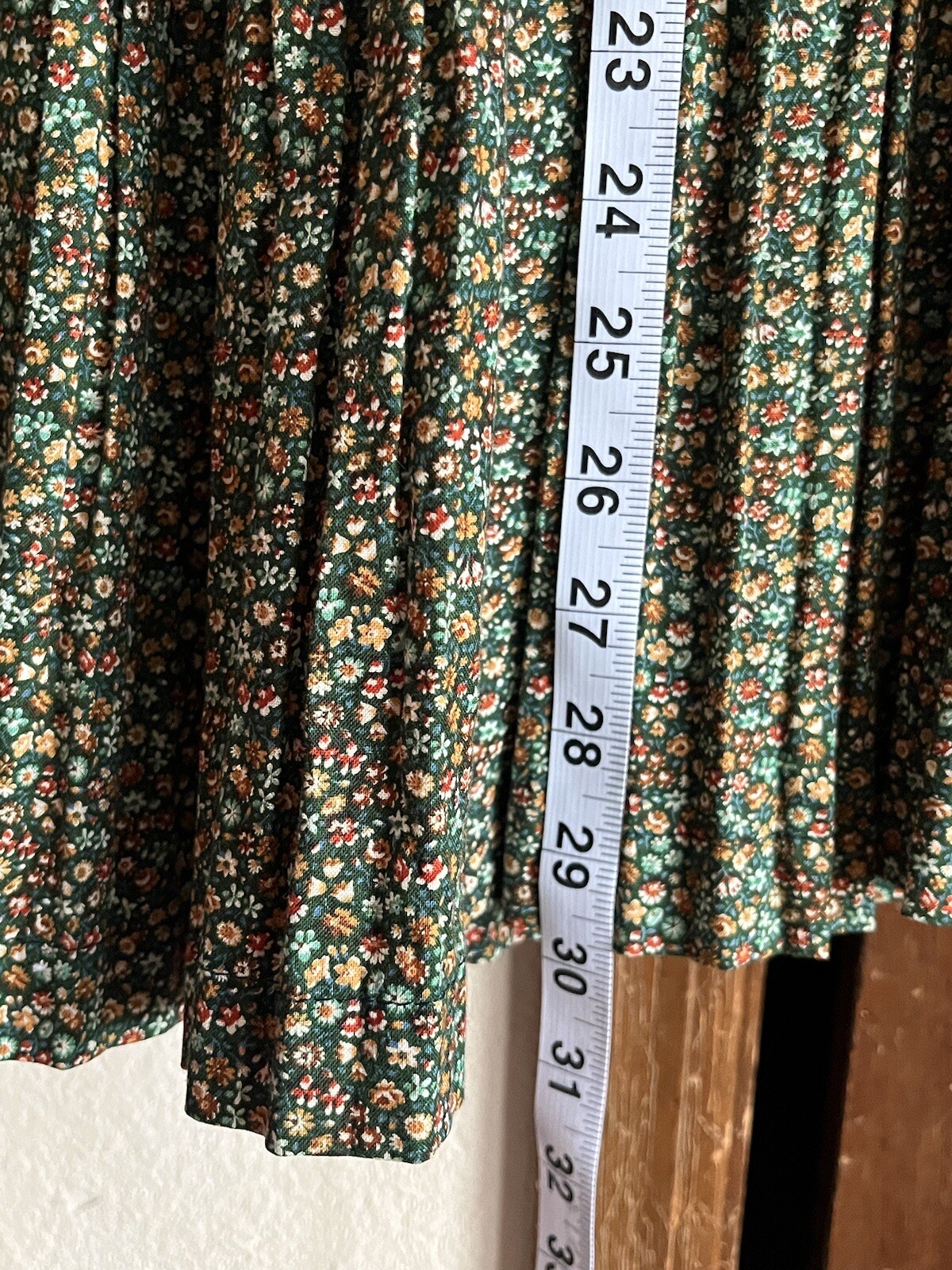 Martha of Taos Rare Vintage Ditsy print Broomstic… - image 11