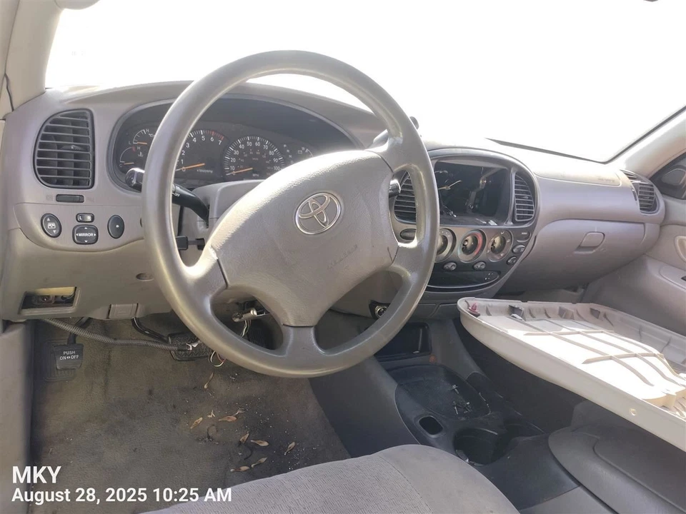 RADIATOR SHROUD 2004 TOYOTA TUNDRA Foto 3 de 4