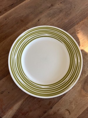 Corelle Strokes of Color Green Apple  Dinner Plates 10.75 Inch Set of 4