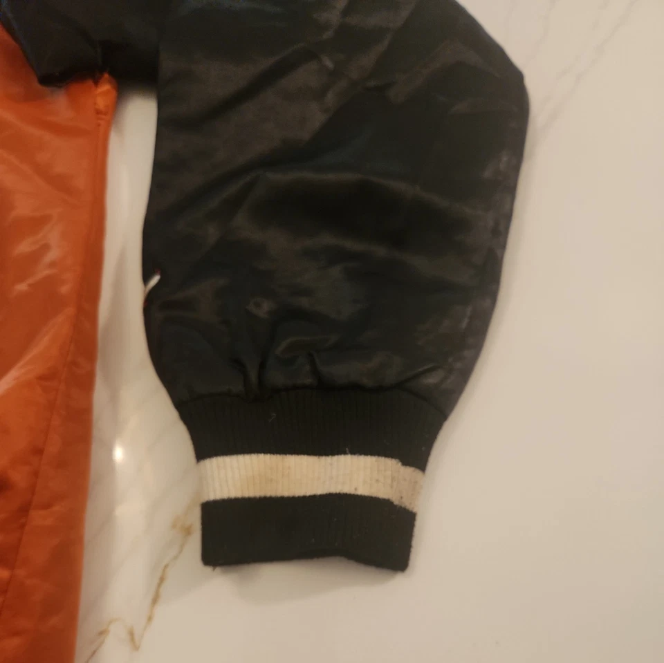 Rare Chicago Bulls NBA Starter Jacket SzX Large 👌 Sharp 🔪 One-Of-A -Kind - Image 4 of 4