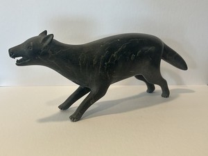 Inuit Dog Carving In Serpentine #14
