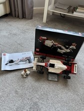 LEGO Icons: Mclaren Mp4/4 & Ayrton Senna (10330)