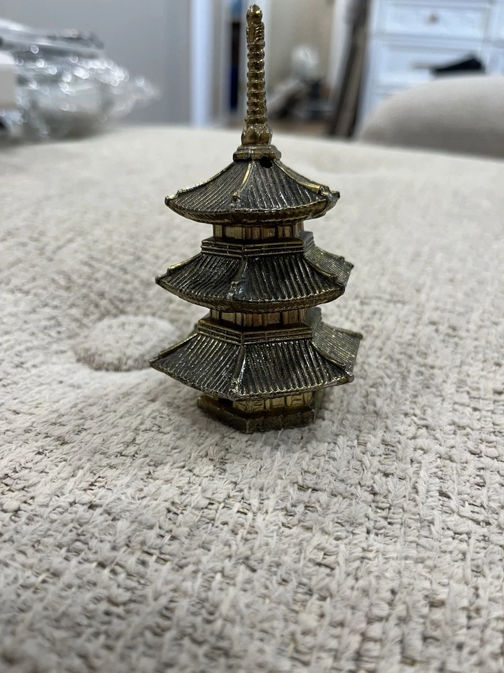 Escultura antiga de bronze do templo japonês estado perfeito flexível no preço - Imagem 2 de 2