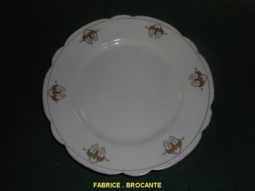 ASSIETTE EN LIMOGES DECOR DORURE S ET S - Photo 1 sur 5