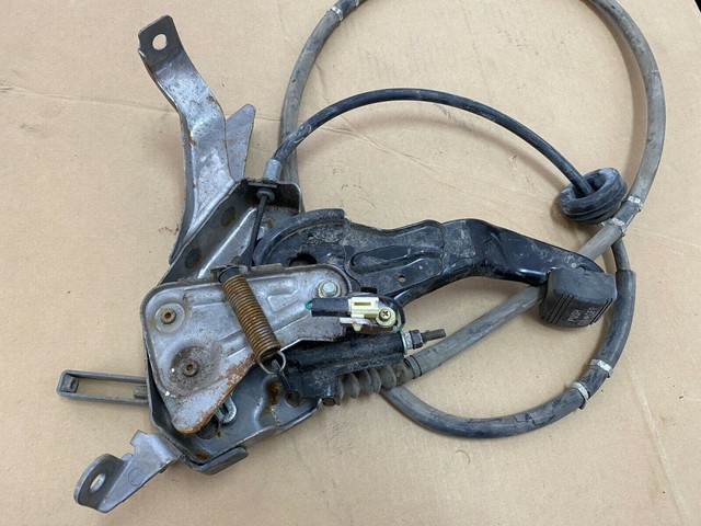 2005-2006 Toyota Tundra Rear Parking Brake Cable and pedal assembly