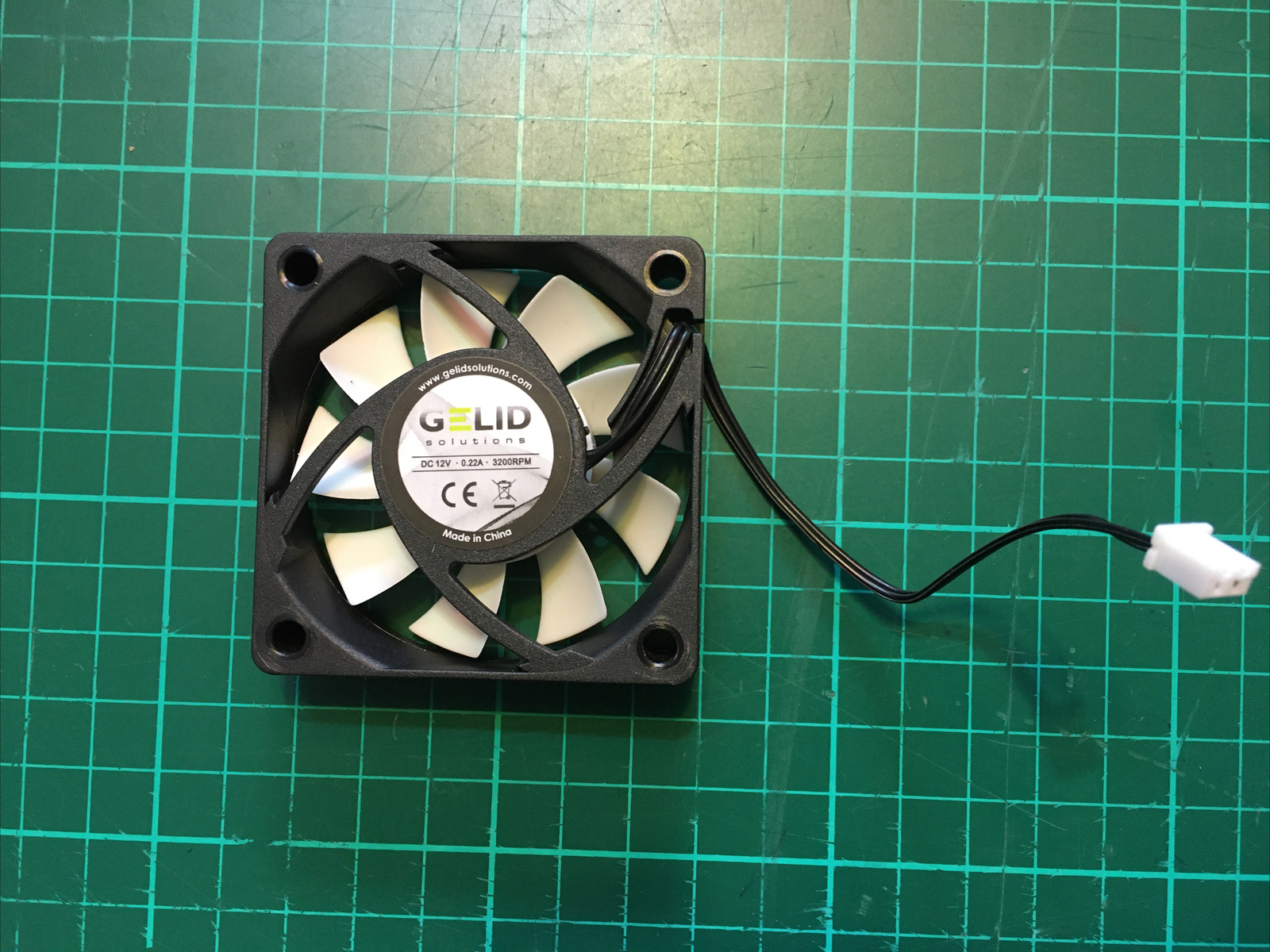 Ventilateur silencieux Gelid pour borne arcade Namco 246