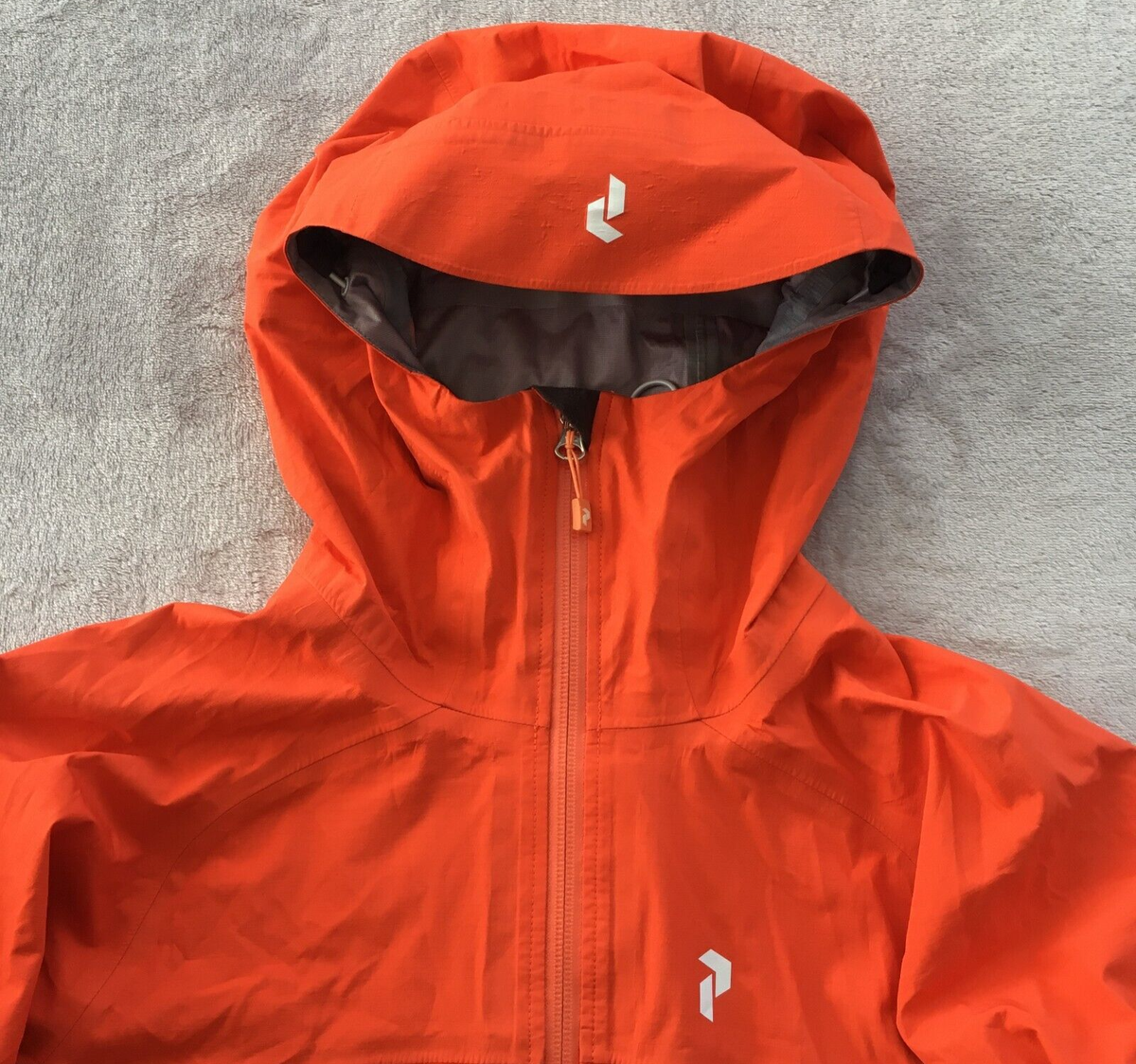 Peak Performance Stark Gore-Tex womens Orange Hooded Jacket Peak Performance Stark Gore-Tex womens Orange Hooded Jacket