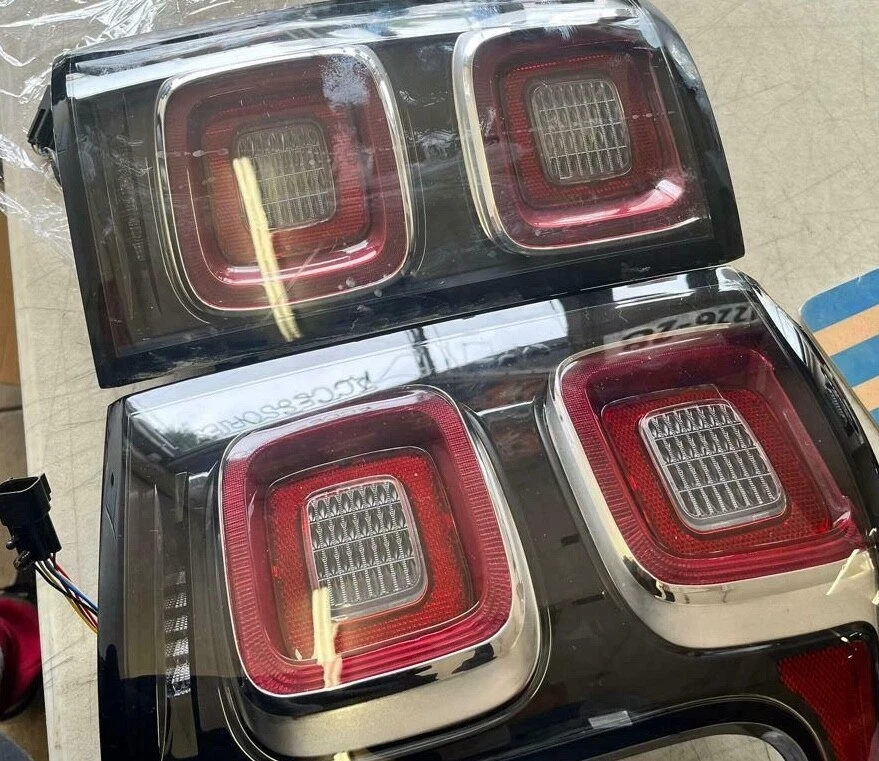 Damaged!! Aftermarket Set Rear TailLights - Land Rover Range Rover L405 13-18 Foto 2 de 4