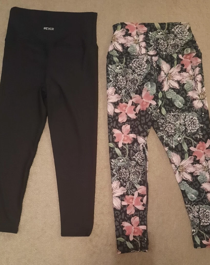 Lot 2 EVOLUTION AND CREATION LEGGINGS YOGA PANTS SIZE MED BLACK