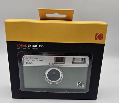 Kodak EKTAR H35 Half Frame Film Camera 35mm, Body Only - Reusable - Color Green