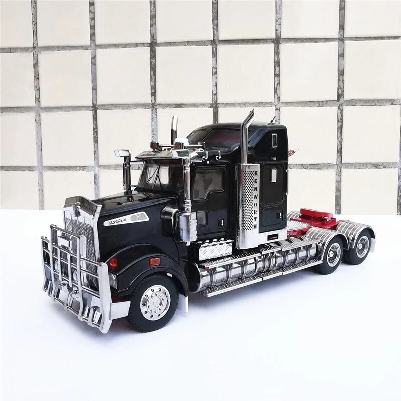1:32 Kenworth T909 Traction Head Australia Trailer Head Alloy Transporter Model - Image 4 of 4