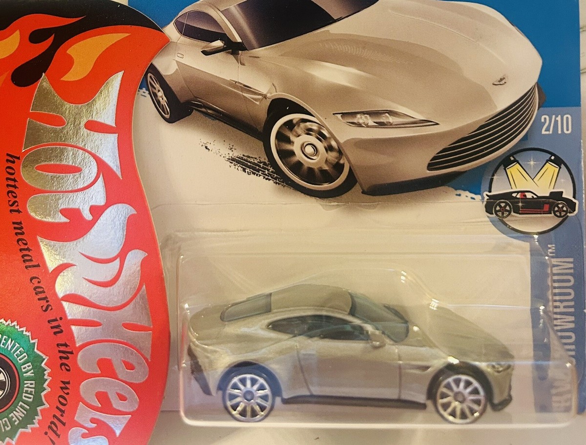 Hot Wheels ASTON MARTIN DB10 007 James Bond SPECTRE