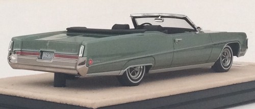 GLM Stamp Models 1970 Buick Electra 225 Open Convertible Seaamist Green Met. - Picture 5 of 10