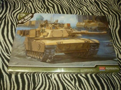 M1A1 Abrams Iraq 2003 Model - NEW