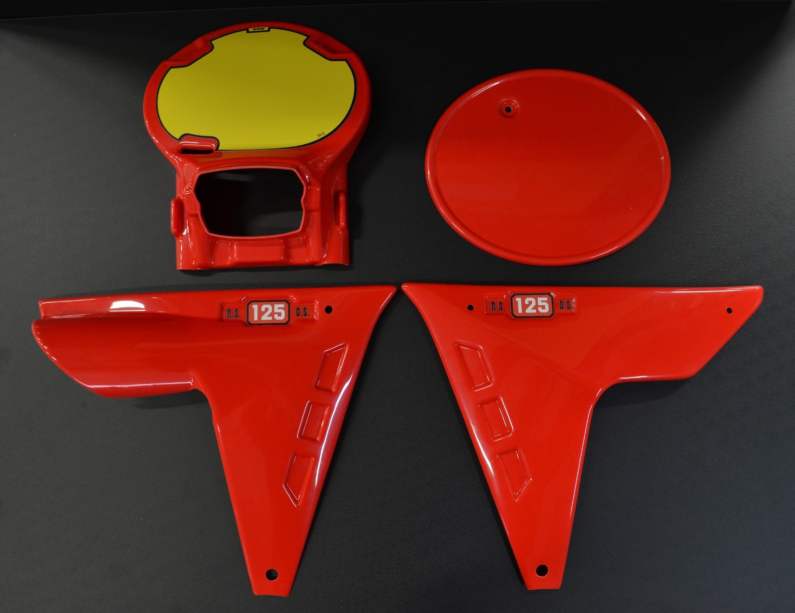 Kit complet SWM RSGS Factory plastiques pour remplacer les carrosseries cassees