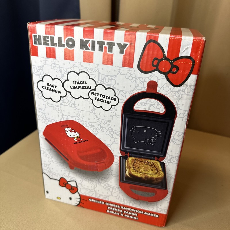 NIB Hello Kitty Grilled Cheese Sandwich Maker, Sandwich Press BRAND NIB Dorm 