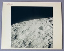Apollo 17 Oblique Lunar Horizon 1972 Red-Numbered NASA AS17-151-23119