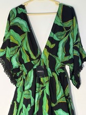 NWT Forever 21 Tropical Palm Leaf Maxi Dress Womens L Black Green Plunge V-Neck