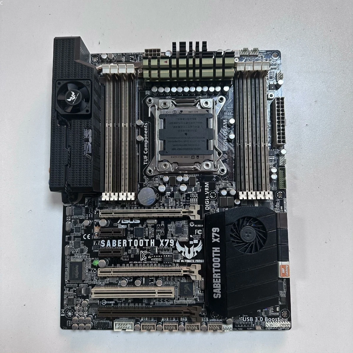 Preços baixos em Asus Sabertooth x79 | eBay