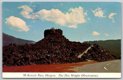 1978 McKenzie Pass Oregon Dee Wright Observatory Lava Rock Postcard AA517