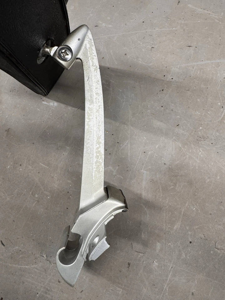 Soporte para parabrisas espejo retrovisor Ford Galaxie 1962-1967 Marauder Park Lane OE Foto 4 de 4