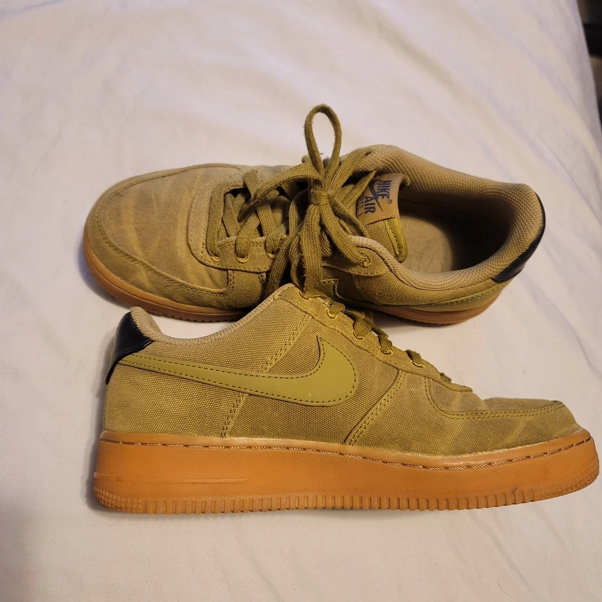 Nike Air Force 1 Low Premium Camper Green Gum Sole Shoes Unisex M=8 W=9.5 Nike Mens Air Force 1 Low Shoes – Extra Butter main image 2