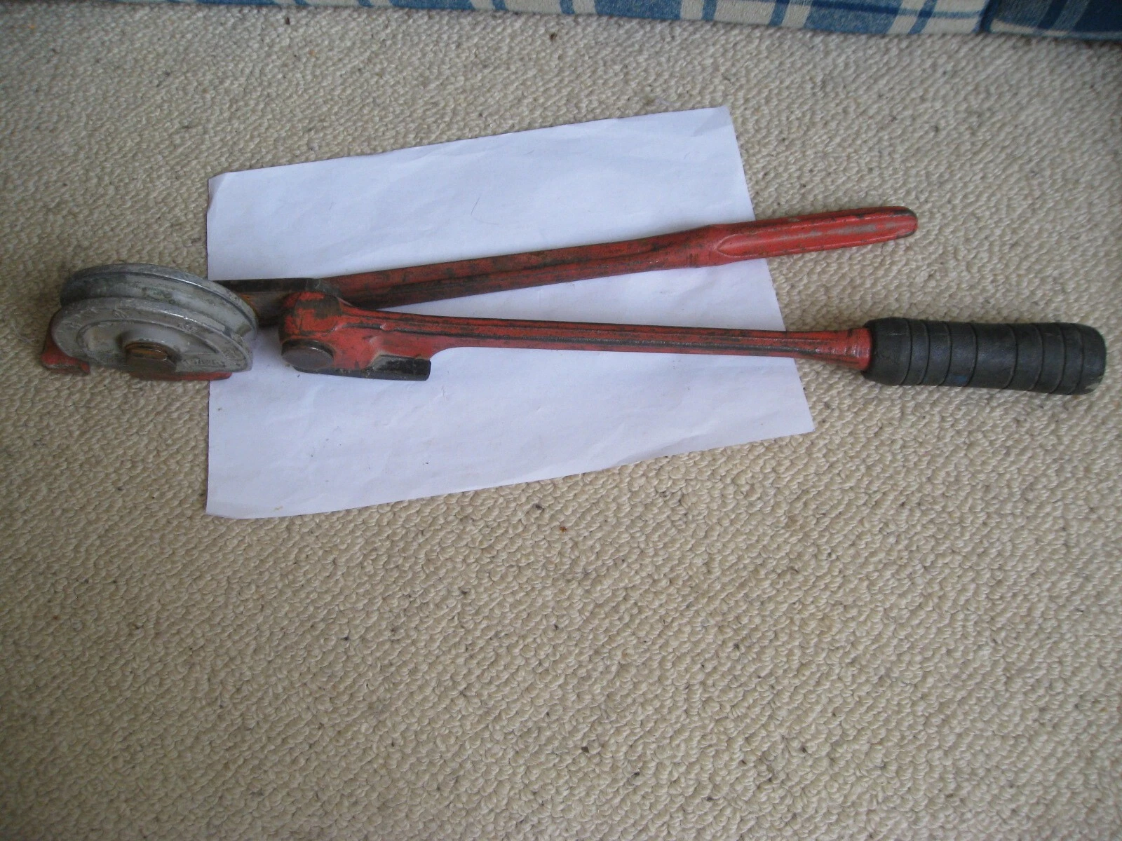 Picture 1 of 2