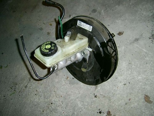 Renault Megane II 1.6 Bremskraftverstärker 8200453735