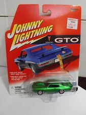 Johnny Lightning GTO Green 1971 Pro Street 1/64 Scale