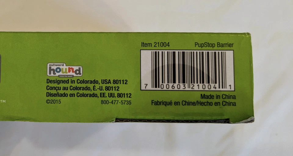 Barrera de asiento trasero para coche Outward Hound Pup Stop Foto 3 de 3