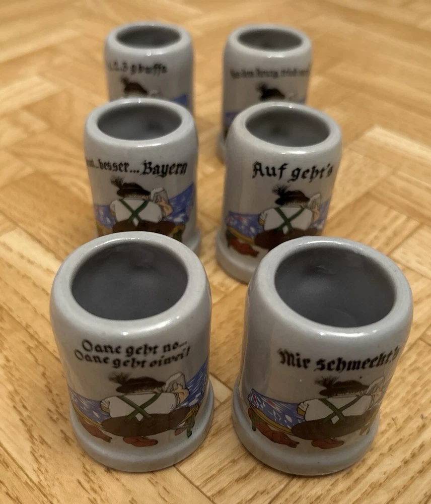 6 Schnapsgläser, Bierkrug Form, Höhe ca. 5,5 cm, Bayern Sprüche