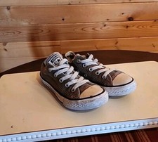 Kids Converse Gray Chucks Size 12
