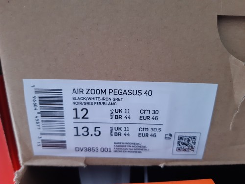 Nike Air Zoom Pegasus 40 scarpe da ginnastica uomo - DV3853-001 - taglia UK 11 - PREZZO AL PUBBLICO £ 120 - Foto 9 di 9