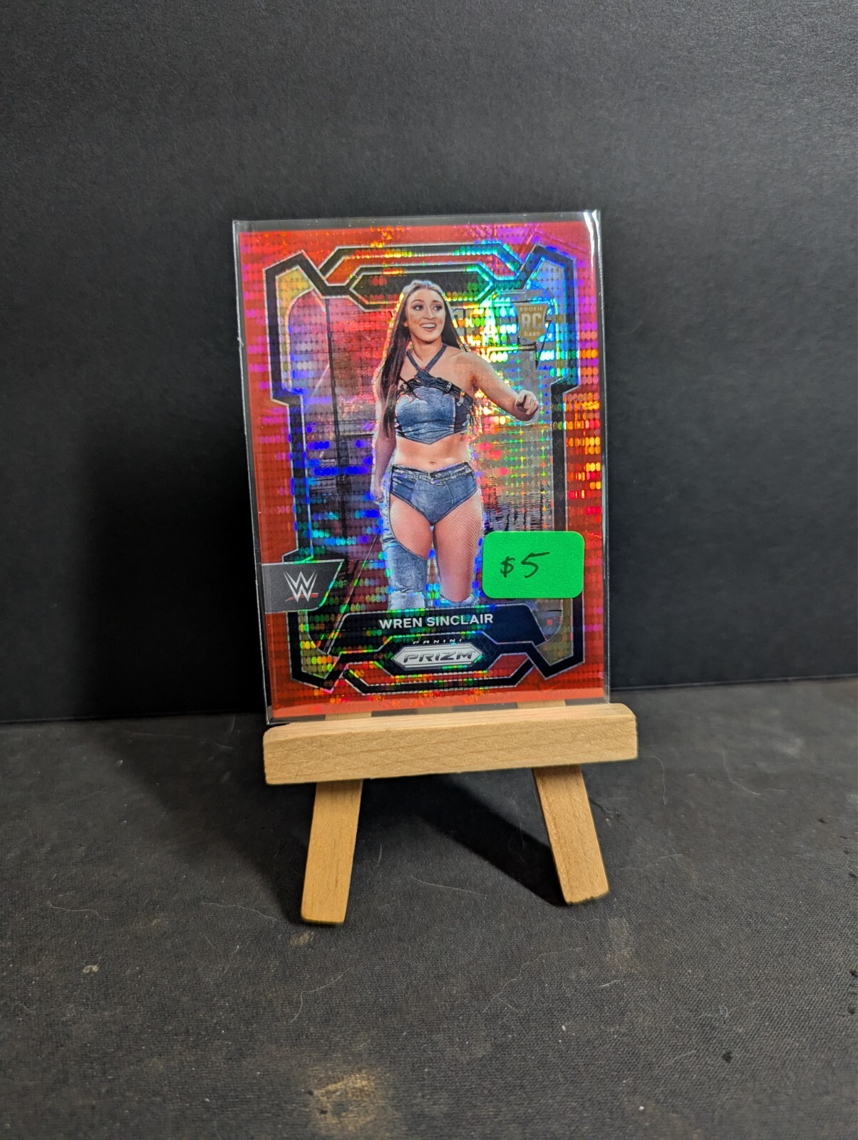 2024 Panini Prizm WWE - Wren Sinclair Red Pulsar 390/399