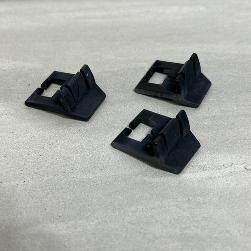 Magnavox TR 4883/17 BoomBox AM/FM Radio  Speaker Clips Replacement - PART ONLY - Picture 4 of 4