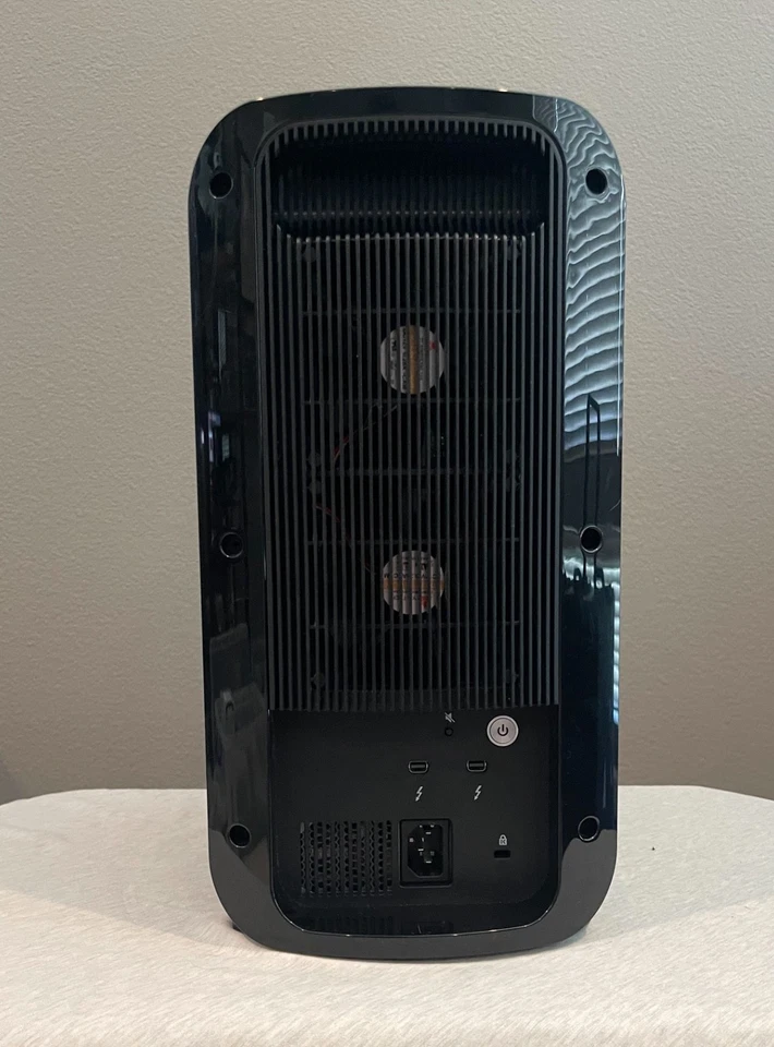 Arreglo RAID G-Technology G-Speed Studio XL 8 bahías Thunderbolt 2  Foto 2 de 3