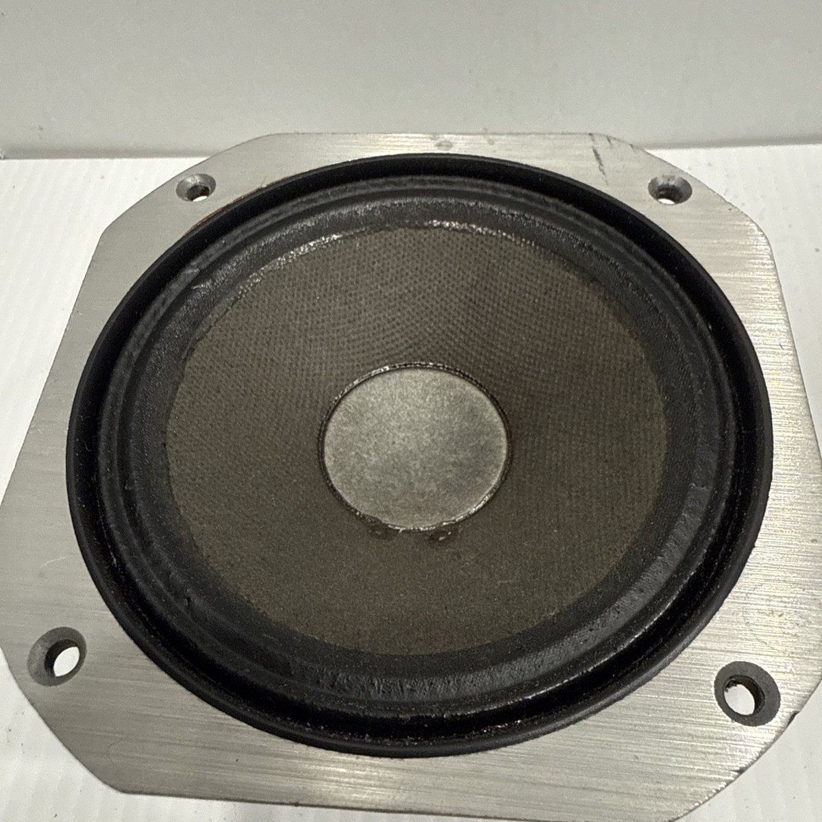 JBL 型番　LE5-2 JBL Le5-2 Midrange 8 Ohm for L100 4311 Vintage Speaker for sale
