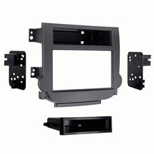 Metra 99-3314G 2013-Up Chevy Malibu Single/Double ISO DIN Dash Installation Kit