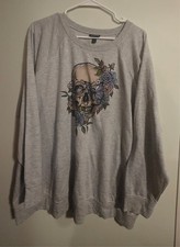 Womens Gray Torrid Skull Shirt, size 2XL,