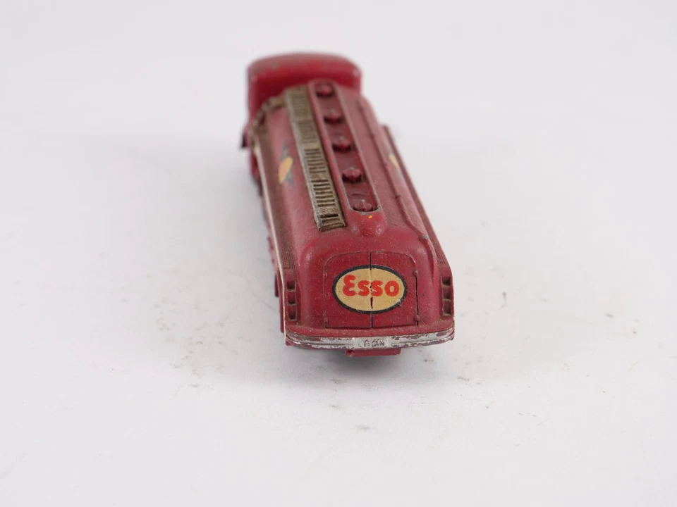 Dinky Toys F Nr. 32C Panhard Tankwagen ESSO - Bild 4 von 4