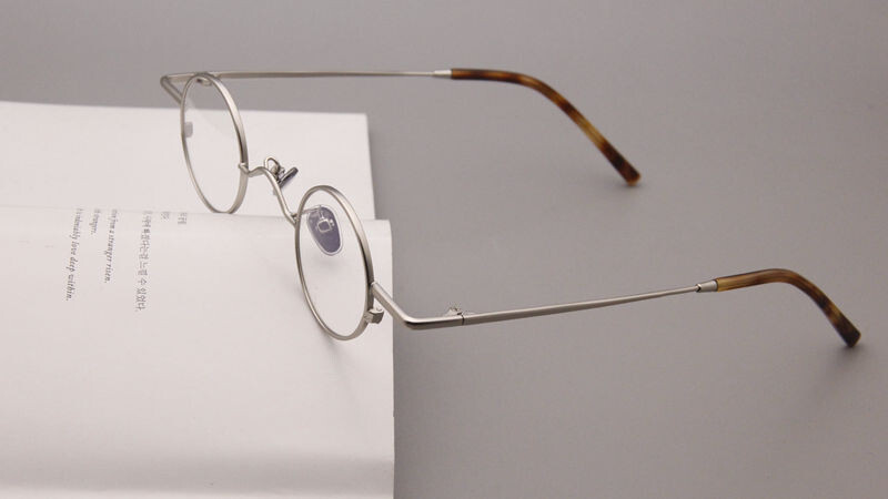 Retro Round Literary Eyeglass Frames - Vintage Style, Stainless Steel, Ultralight (34mm Lens)