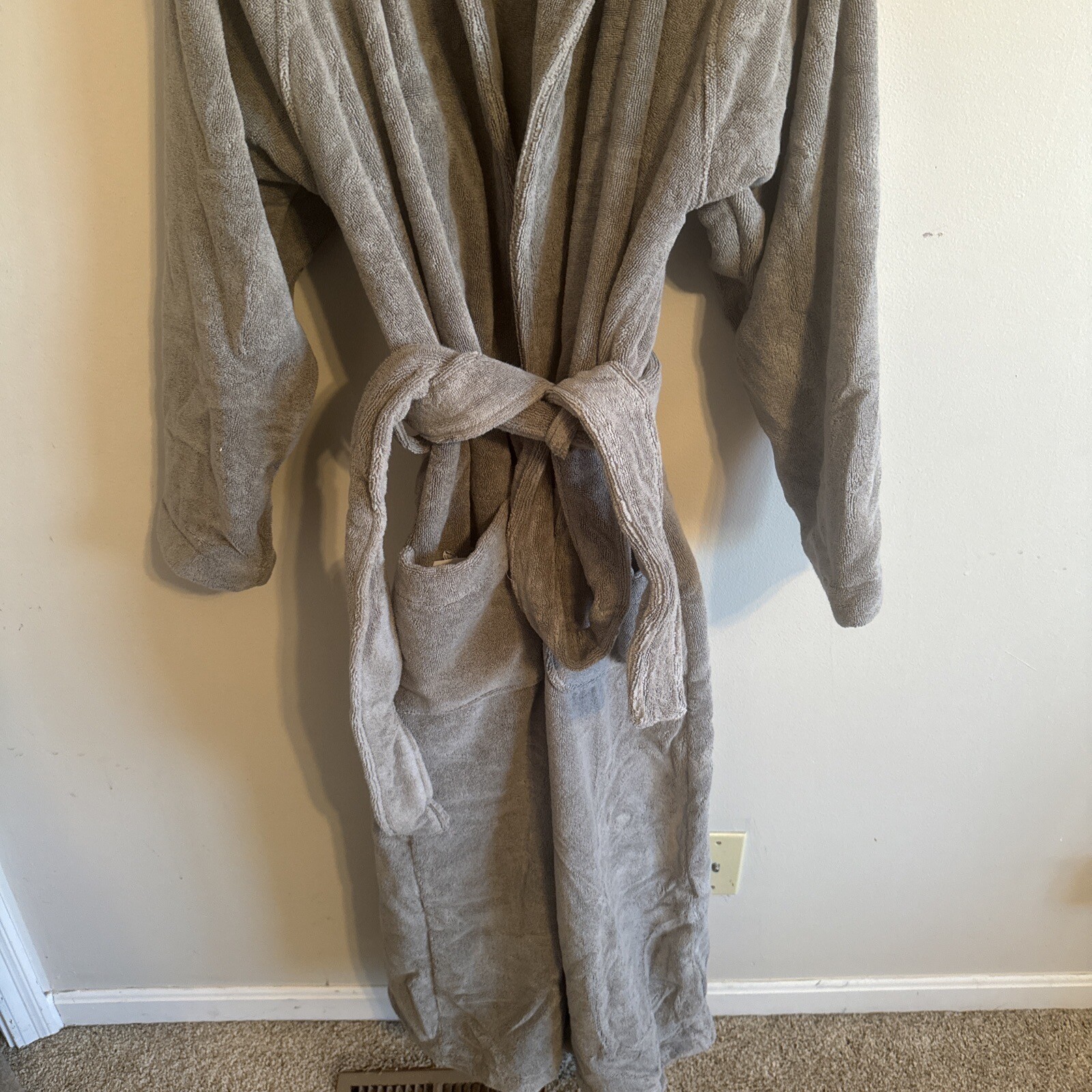 Hammacher Schlemmer Genuine Turkish Cotton Luxury Spa Bath Robe Gray