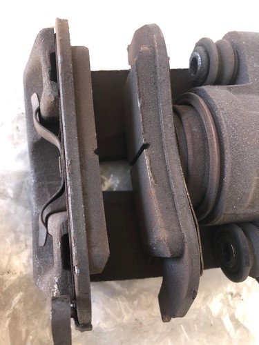 2006 - 2011 FORD CROWN VICTORIA Rear Brake Caliper Stop Hardware Passenger Right - Picture 7 of 19