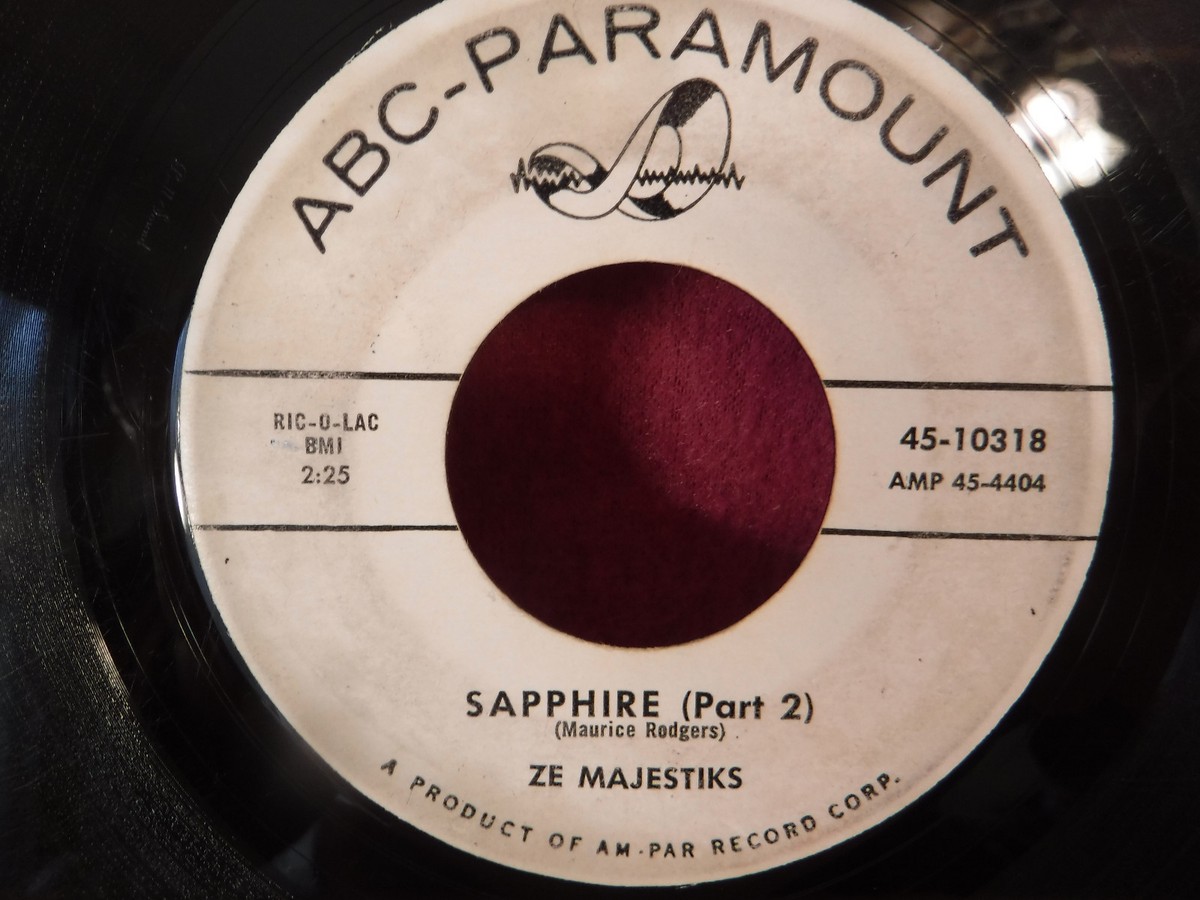 Ze Majestics, Sapphire, ABC Paramount Records 45-10318, 1962