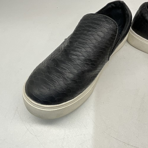 Aldo Slip on Sneaker Black Snake Print size 6 - Picture 4 of 21