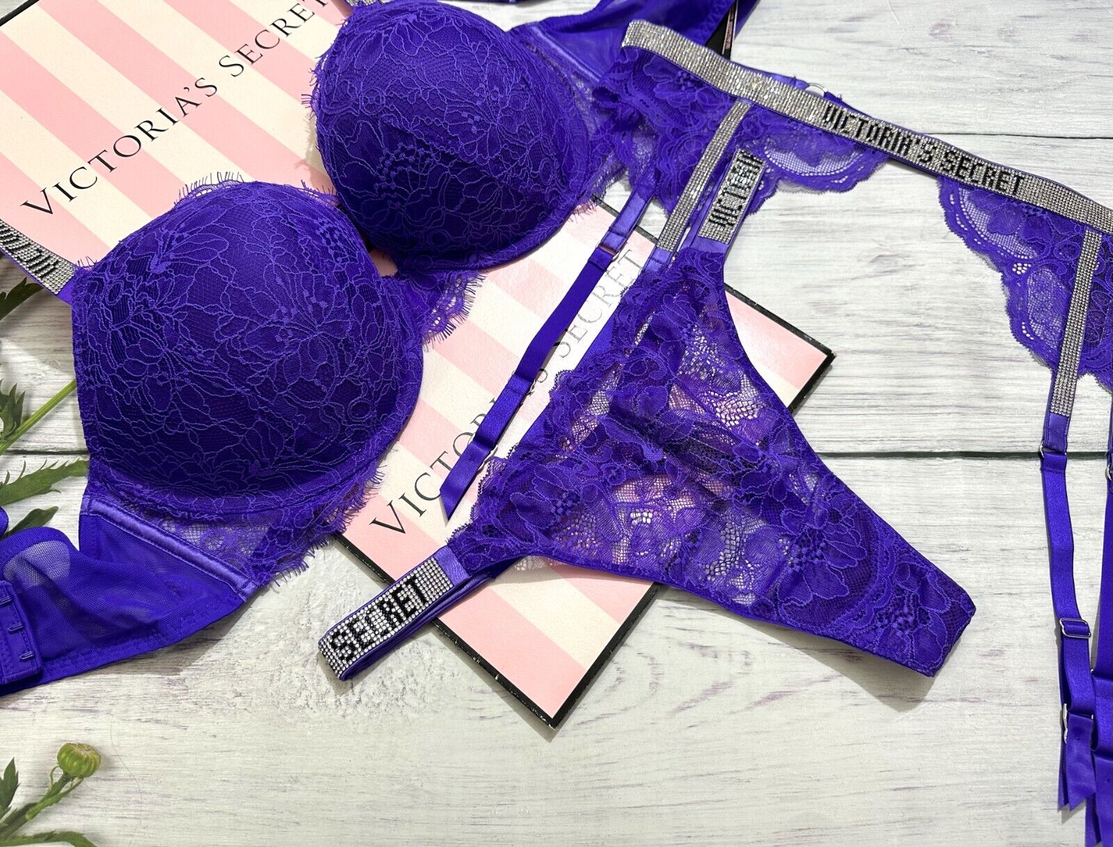 Victoria’s Secret Lace Rhinestone Shine Strap Push-Up 3 PCS Bra Set Violet