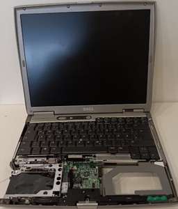 Dell Laptop Latitude Inspiron D600 Series 14" Display ( 223 )