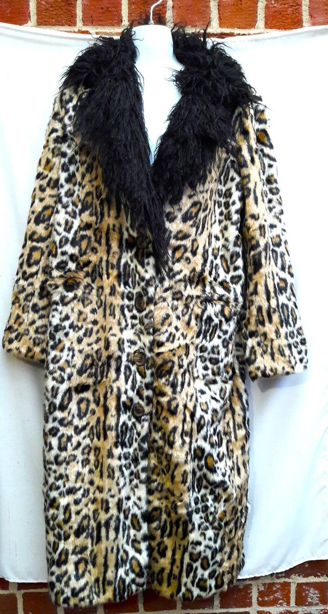 NEW House of Harlow 1960 REVOLVE Maurice Coat Size M Oversized