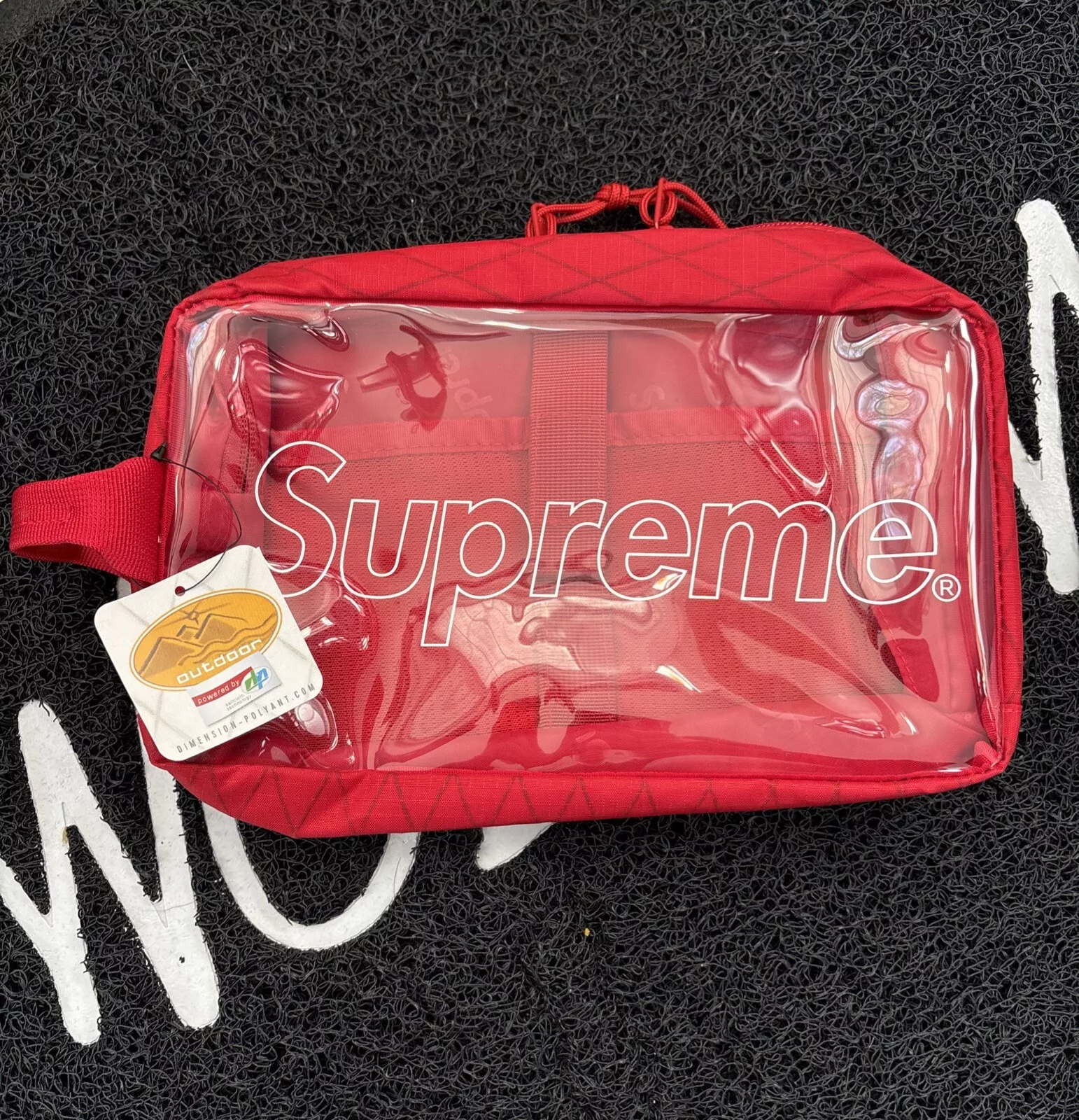 Sac utilitaire Supreme rouge FW18 étanche et résistant à l'abrasion pochette rouge